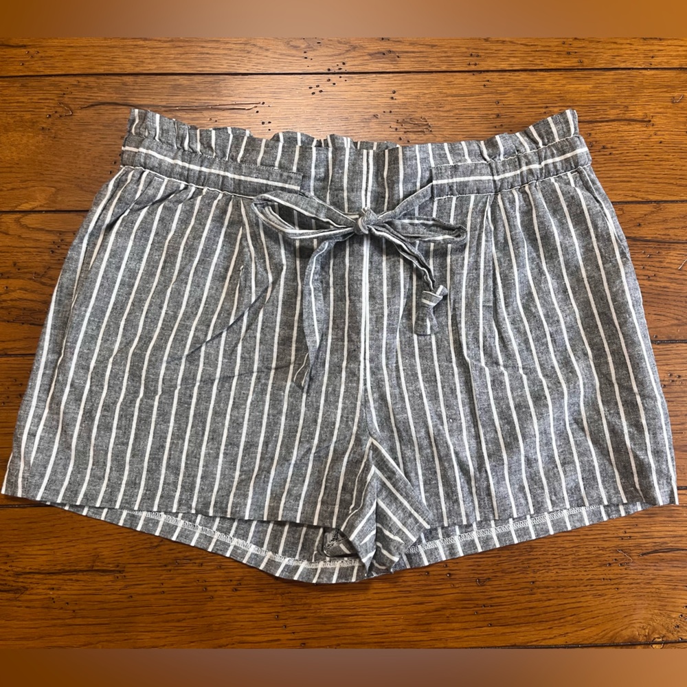 Express Paper Bag Shorts